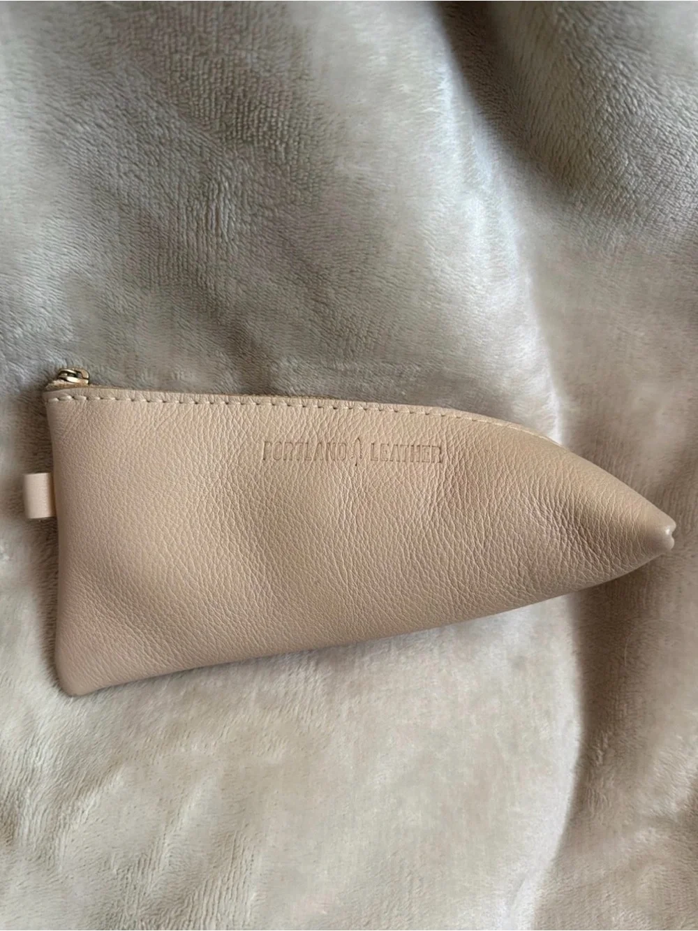 Portland Leather Alpine Pouch in Pebbled Bone